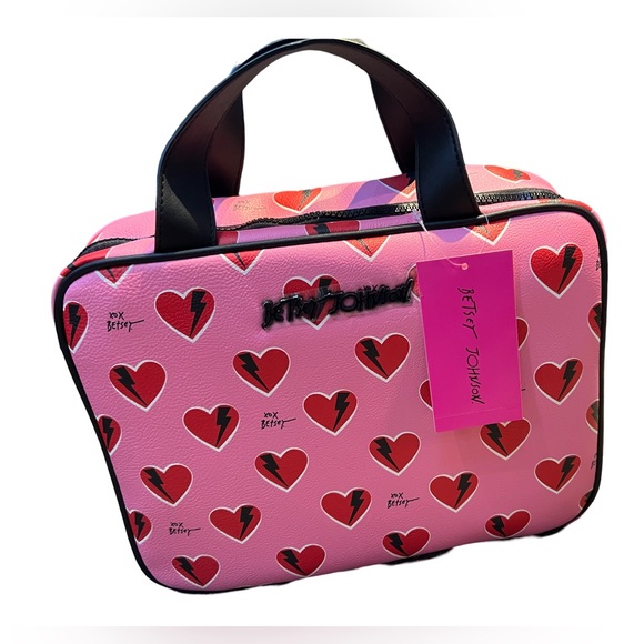 Betsey Johnson NWT Black Paris Dual Handle Crossbody & Pink Hearts Cosmetic Bag - Picture 2 of 11